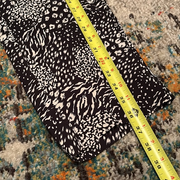 JOIE “Ceylon” Print Cropped Trousers, Size Medium - Picture 8 of 9